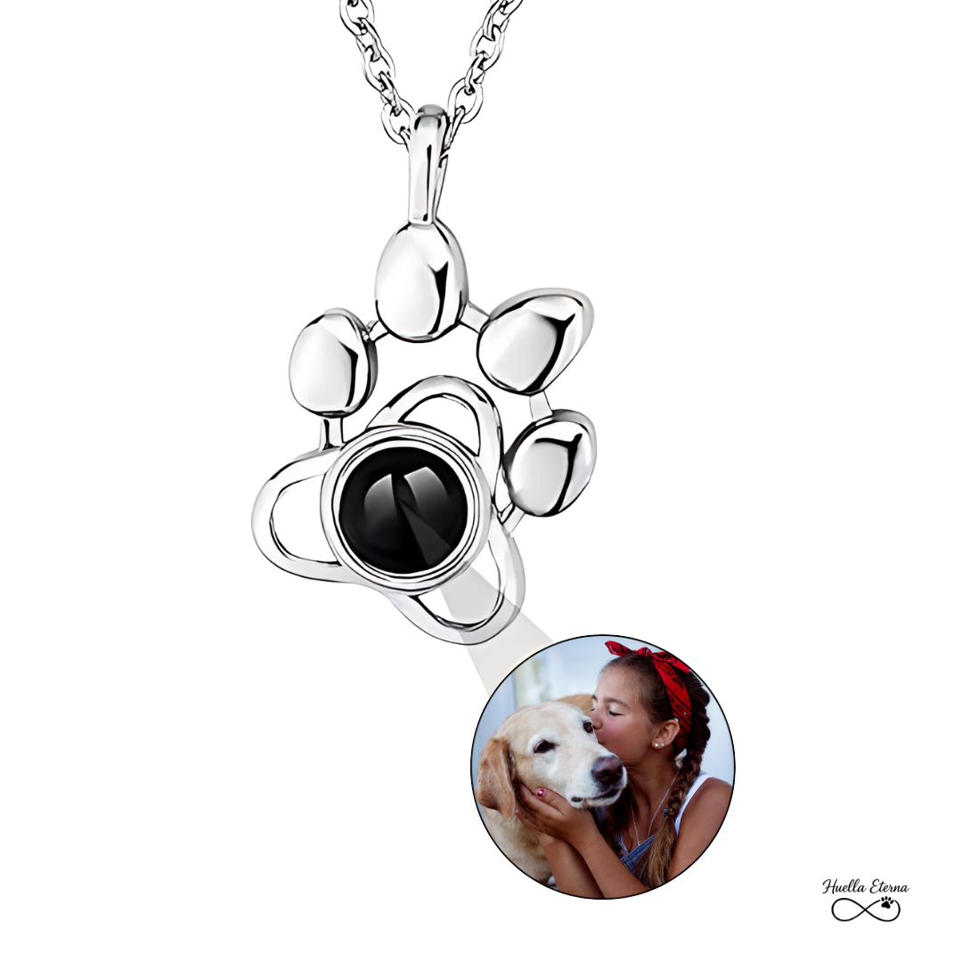 Colgante personalizado con foto proyectada de tu mascota – Diseño en forma de huella